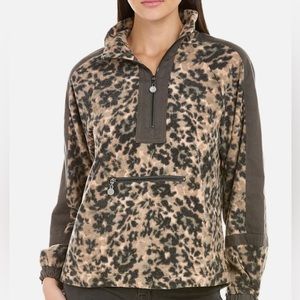 NWT Johnny Was Calme Half Zip‎ Soft Fleece Pull Over!